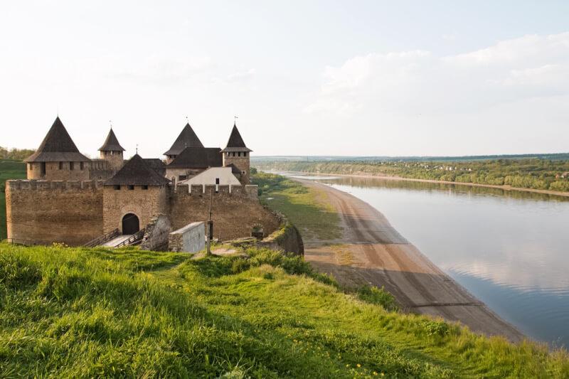 Тури в Україні. Хотинська фортеця.